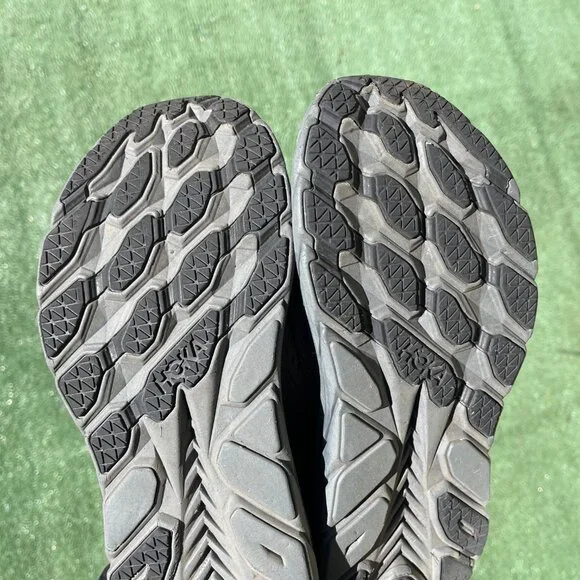 HOKA CLIFTON 8, Size 9.5 WOMEN'S SHOES CHARCOAL GRAY - Picture 8 of 9